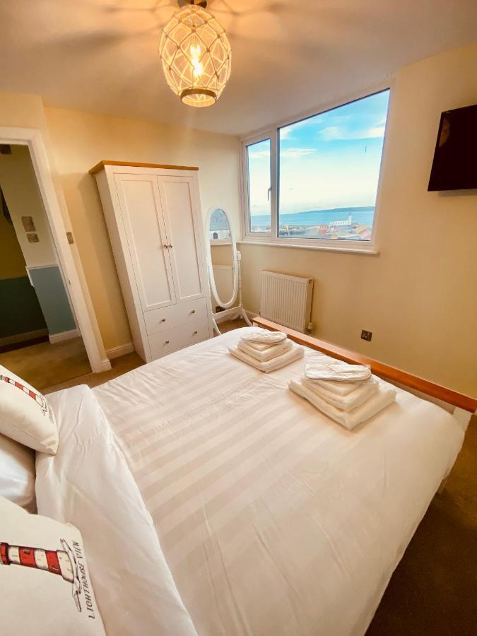 Apartamento Lighthouse View, One Min From Harbour & Beach Scarborough Exterior foto