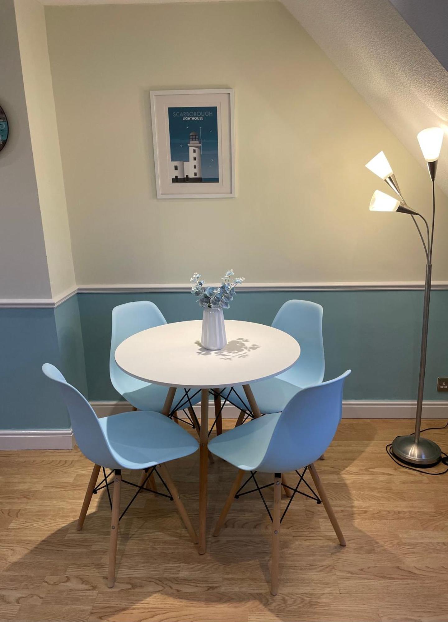 Apartamento Lighthouse View, One Min From Harbour & Beach Scarborough Exterior foto
